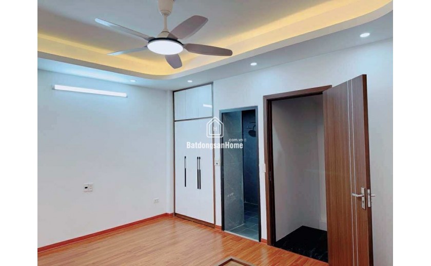 Minh Khai, Nhà Mới Tinh, Nội Thất Đẹp, MT Quyền Lực, Ngõ 3 Gác, Gần Phố, Hơn 8 Tỷ